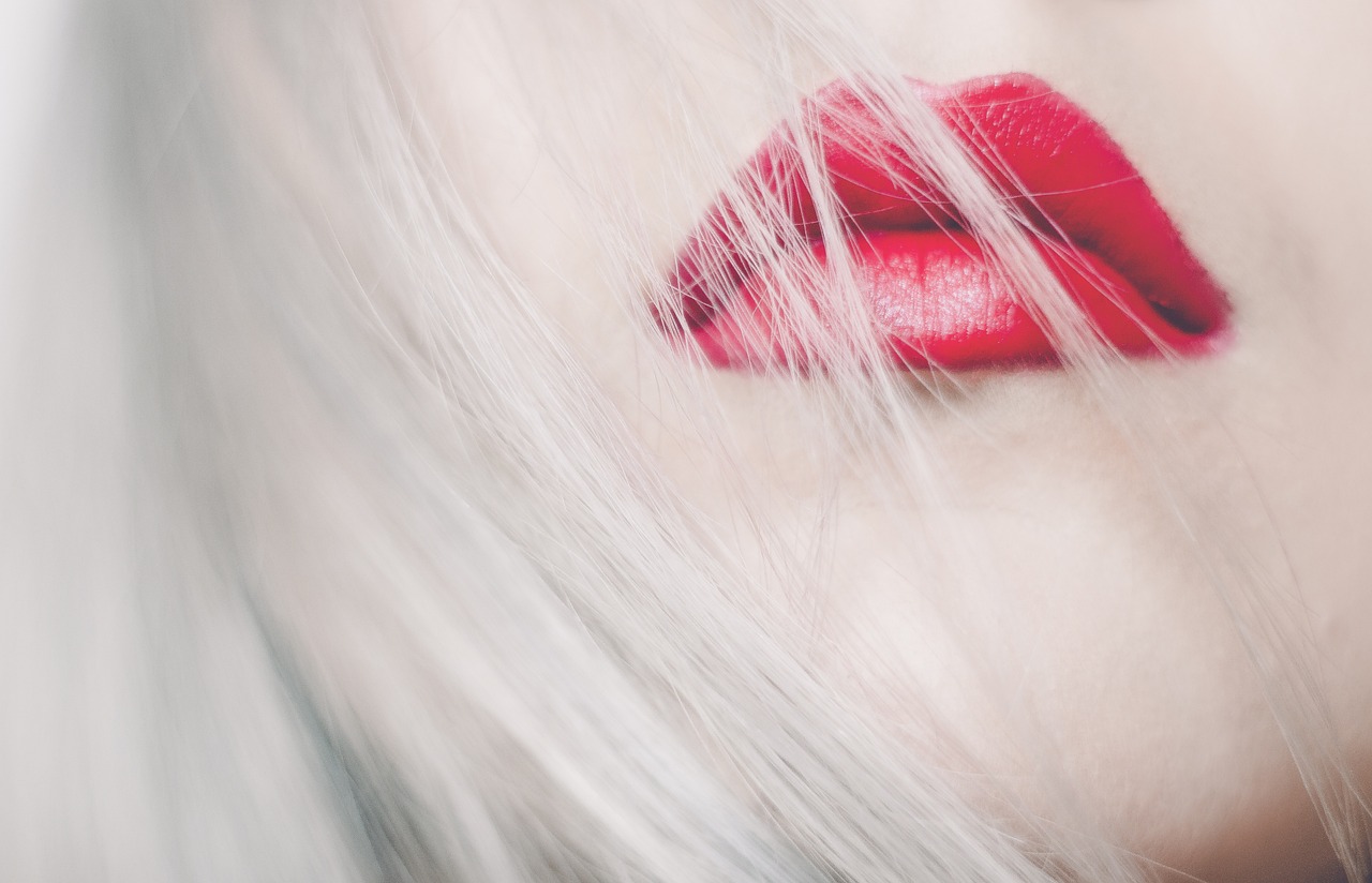Creating the Perfect Beauty Routine for Glowing Skin